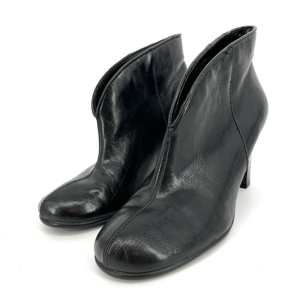 Aerosoles A2 Gravity Black Leather Pull-On booties‎ Heel Ankle Boots (7M) - Picture 2 of 11